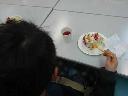 みんなでケーキ会食