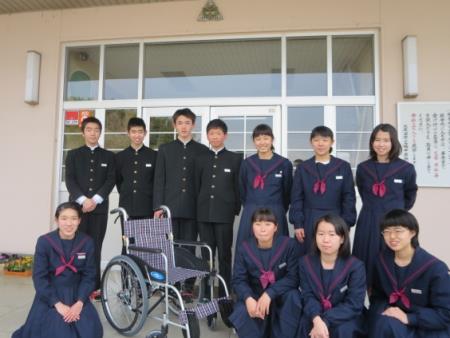 生徒会役員で記念撮影