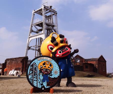 ジャー坊&宮原坑カラーデザインマンホール蓋.jpg