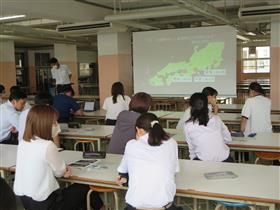 大牟田市教育委員会　下地指導主事