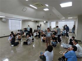 うちわでジャンケン