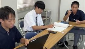 なぞを考え中