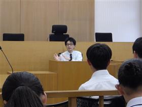 松岡書記官からの説明