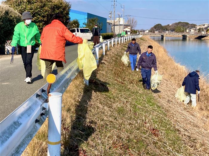 河川浄化活動