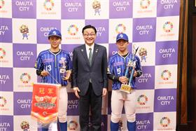 070206_台南市第14回巨人杯国際少年野球大会優勝報告.JPG