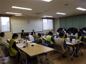 見守り隊の方との協議会
