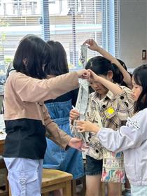 新聞紙２