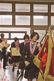 0410_大牟田高校柔道部庁舎入場