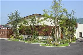 プチ・レストランやながわ外観