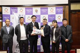 1112_認定農業者協議会からの新米寄贈