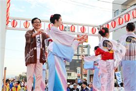 大蛇山まつり（総踊り）