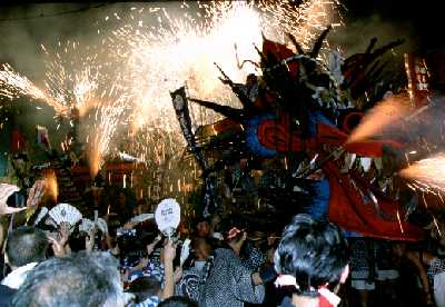 大牟田夏祭り「大蛇山」の写真