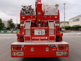 救助工作車　後方の写真