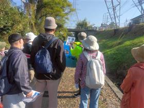 R7鉄道敷跡ウォーキング