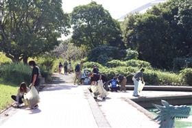 R6　諏訪公園清掃(1)