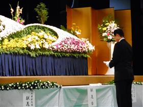令和６年度追悼式写真(2)