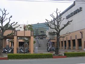 大牟田市立図書館