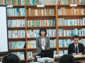 手鎌小の原田教諭の発表 手鎌小の原田教諭の発表
