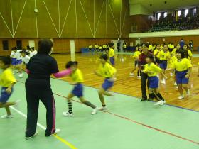 中学年の部の大なわとび 中学年の部の大なわとび