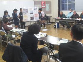 成果を発表する天の原小6年生2